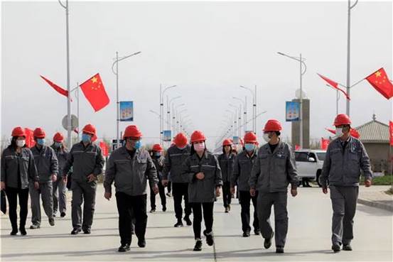 天雨煤化调研现。ㄑ钭虾 摄）